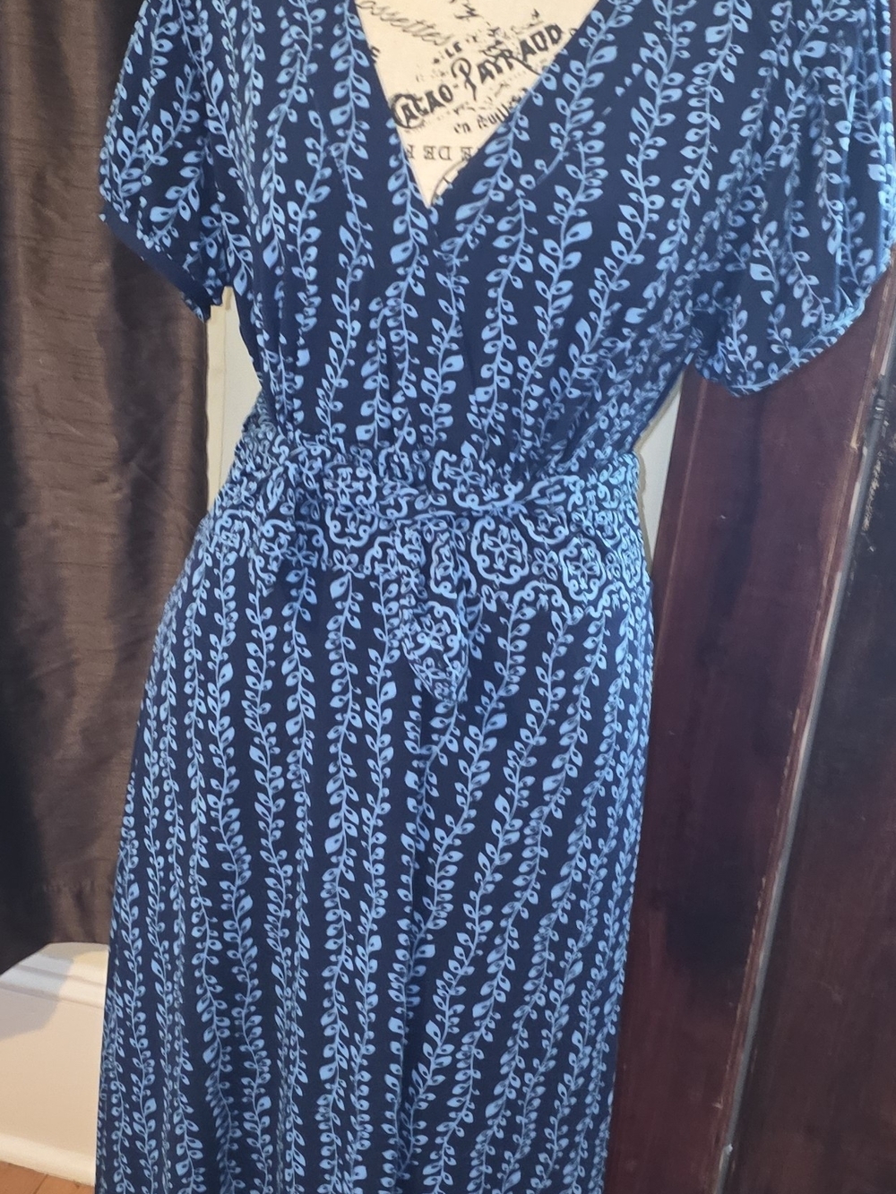 Apt. 9 Navy and Light Blue Printed V-Neck Maxi Dress Large